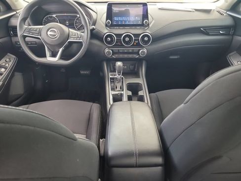 Used 2024 Nissan Sentra SV FWD image 15