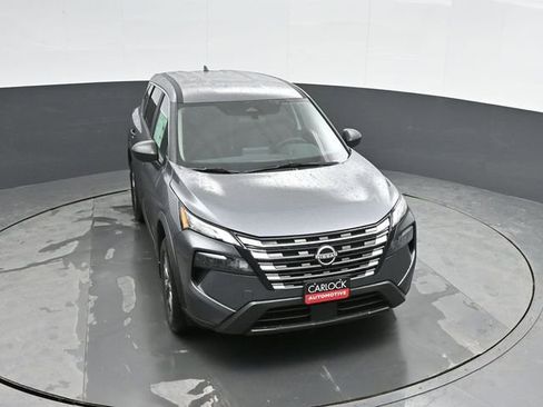 New 2026 Nissan Rogue S image 34