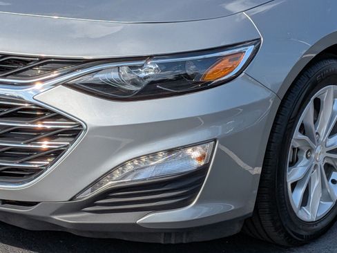Used 2024 Chevrolet Malibu LT FWD image 9
