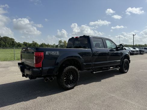 Used 2021 Ford F250 Lariat AWD/4WD image 2