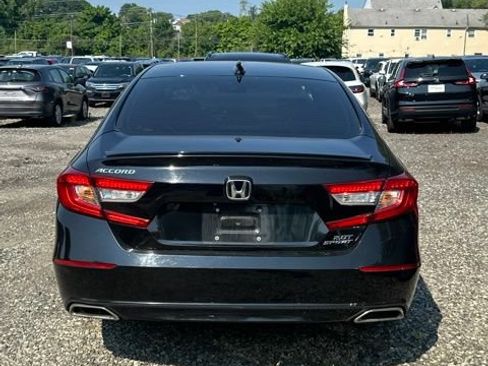 Used 2019 Honda Accord Sport image 3