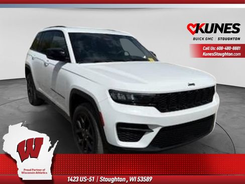 Used 2024 Jeep Grand Cherokee Altitude AWD/4WD image 1