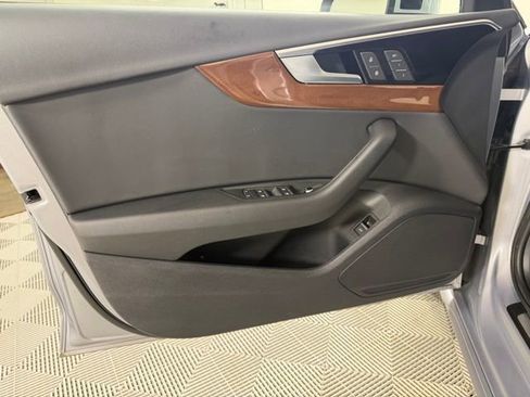 Used 2023 Audi A4 2.0T Premium w/ Convenience Package image 20