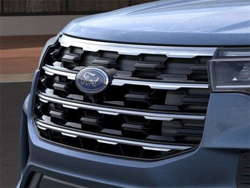 New 2026 Ford Explorer Active image 17