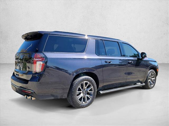 Used 2022 Chevrolet Suburban Z71 w/ Z71 Off-Road Package AWD/4WD image 5