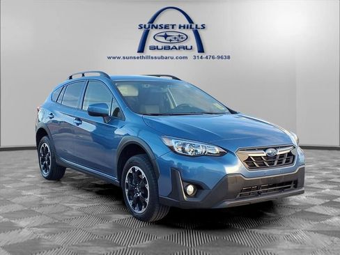 Used 2023 Subaru Crosstrek 2.0i Premium image 1