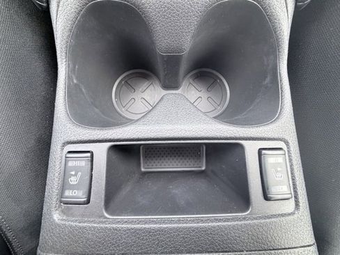 Used 2017 Nissan Rogue SL w/ SL Premium Package image 17