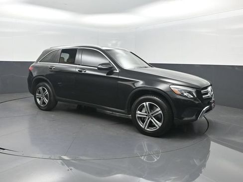 Used 2019 Mercedes-Benz GLC 300 4MATIC w/ Premium Package image 30