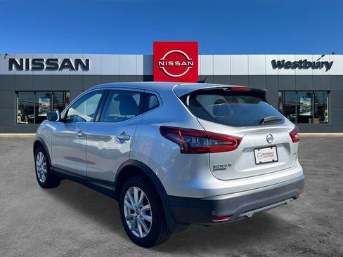 Used 2022 Nissan Rogue Sport S image 7
