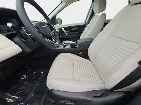 Certified 2025 Land Rover Discovery Sport S AWD/4WD image 15