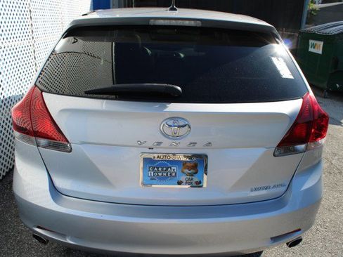 Used 2013 Toyota Venza Limited image 4