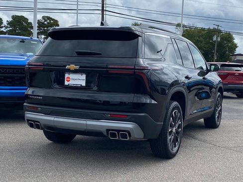 New 2026 Chevrolet Traverse LT w/ Sun and Wheel Package image 3
