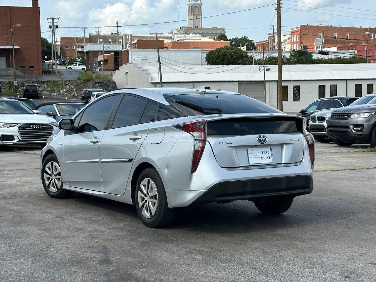 Used 2016 Toyota Prius Two w/ Protection Package FWD image 4