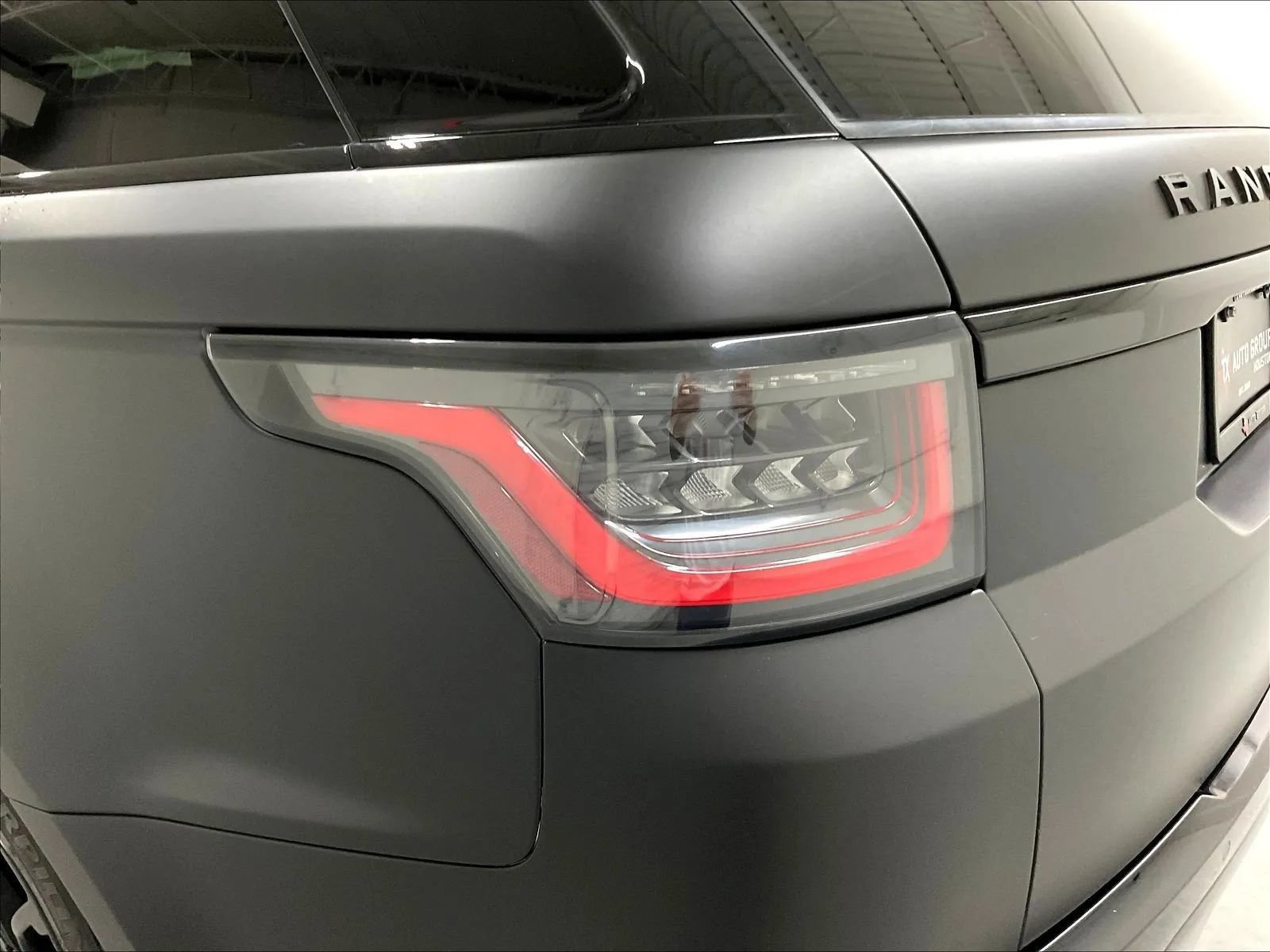 Used 2018 Land Rover Range Rover Sport Supercharged AWD/4WD image 33