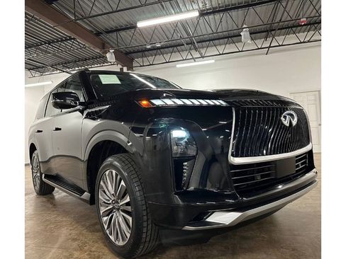 Used 2025 INFINITI QX80 Sensory AWD/4WD image 6