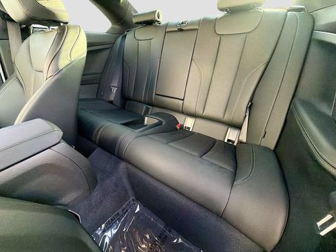 Used 2024 BMW 230i Coupe w/ Premium Package RWD image 20