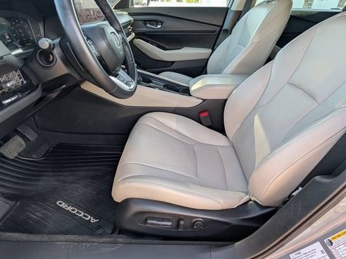 Used 2025 Honda Accord Touring image 16