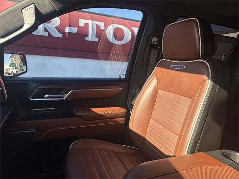 Used 2023 GMC Sierra 1500 Denali Ultimate image 25