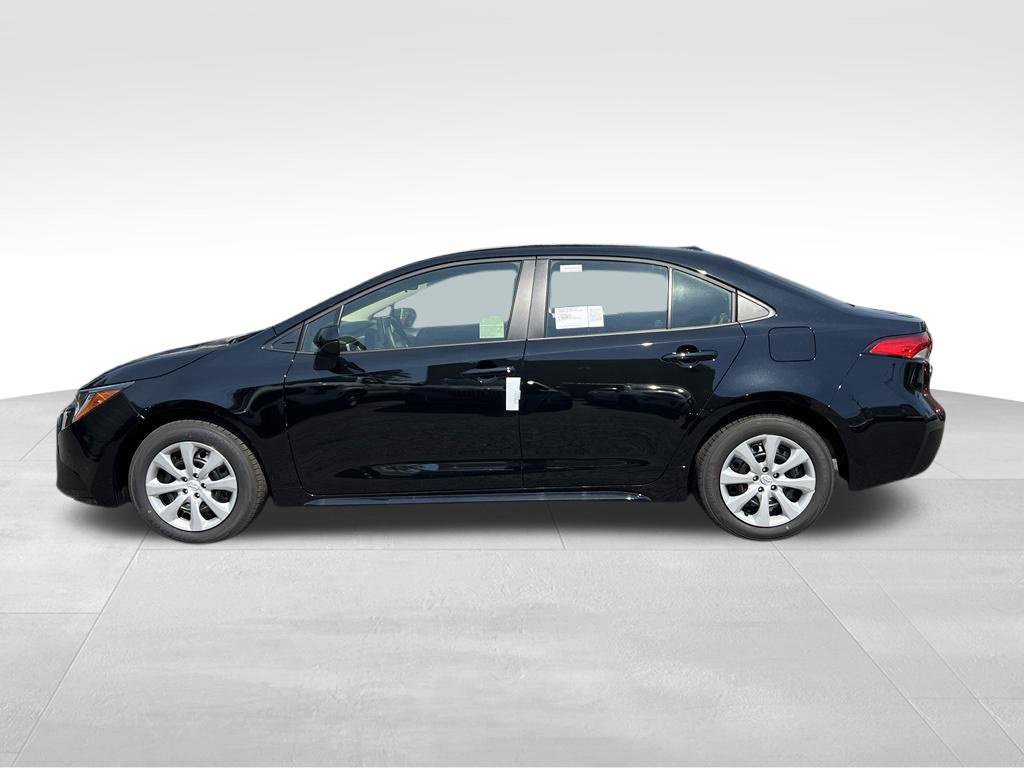 New 2027 Toyota Corolla LE FWD image 2