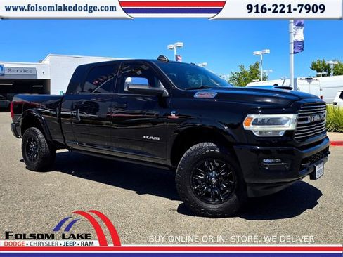 Used 2021 RAM 2500 Laramie AWD/4WD image 1