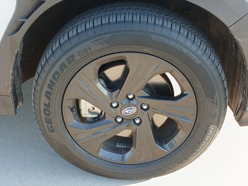 Used 2024 Subaru Crosstrek 2.0i AWD/4WD image 32