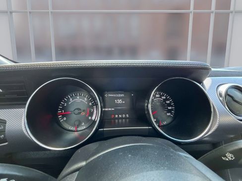 Used 2017 Ford Mustang Coupe image 23