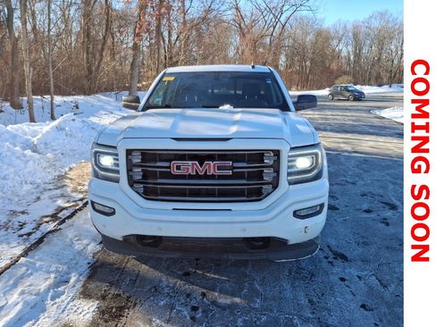 Used 2017 GMC Sierra 1500 SLT image 2