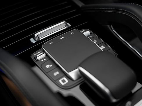 Used 2025 Mercedes-Benz GLS 63 AMG 4MATIC image 58