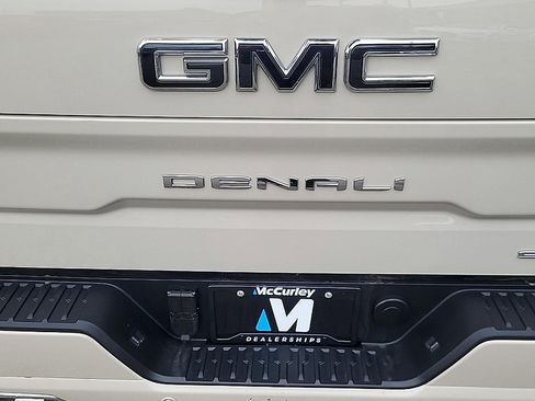 Used 2026 GMC Sierra 1500 Denali Ultimate AWD/4WD image 33
