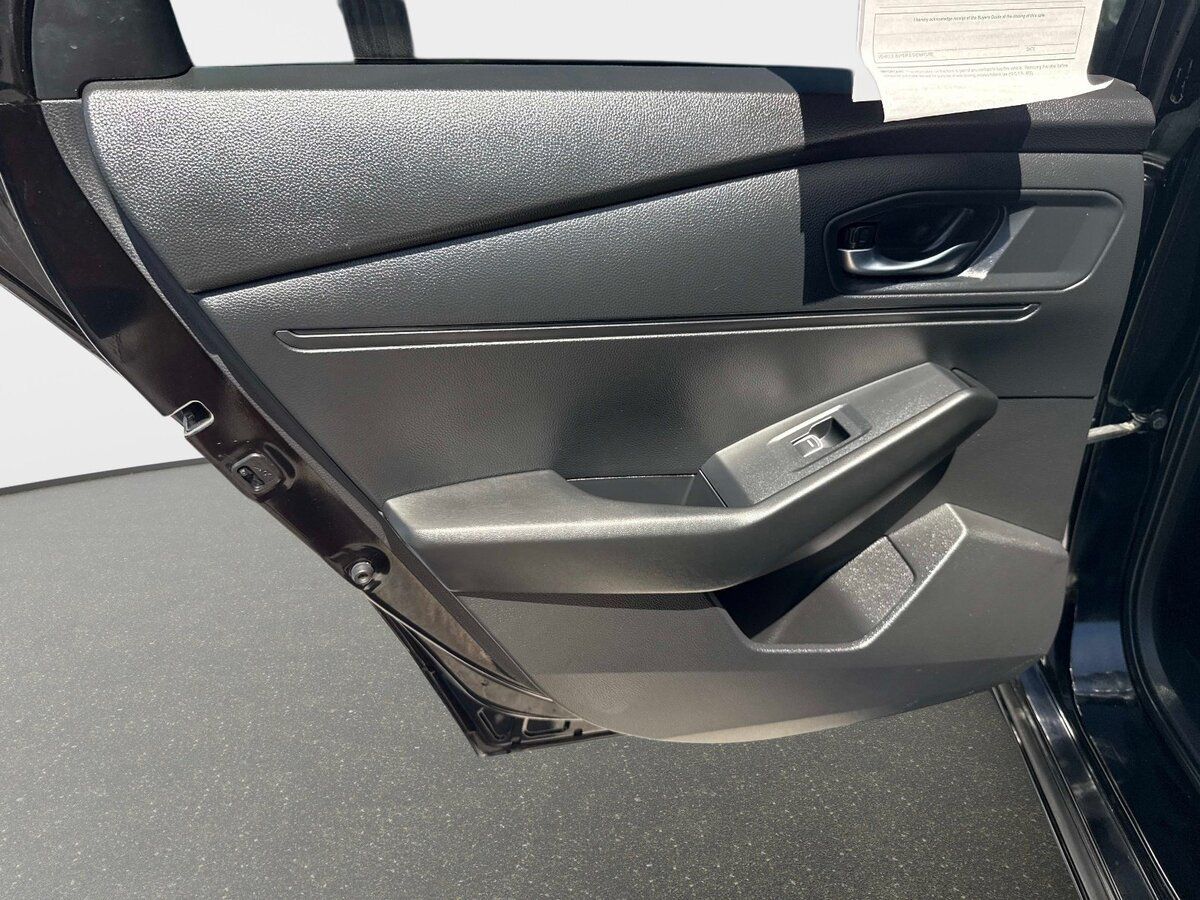 Used 2024 Honda Accord EX-L image 9