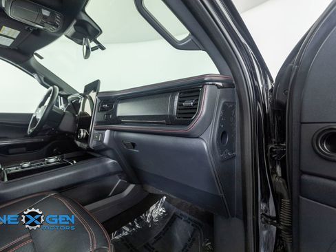 Used 2022 Ford Expedition Max Limited AWD/4WD image 39