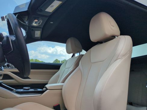 Used 2024 BMW 430i Convertible w/ Premium Package RWD image 16