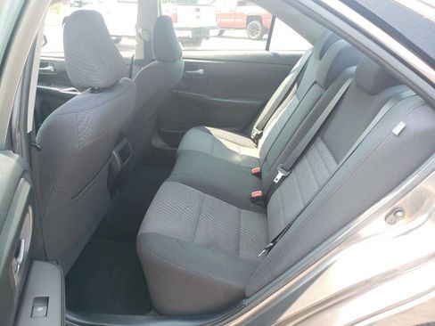 Used 2017 Toyota Camry LE image 11