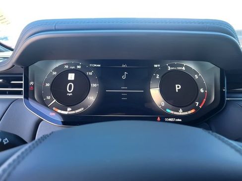 Used 2025 Land Rover Range Rover Sport SE AWD/4WD image 14