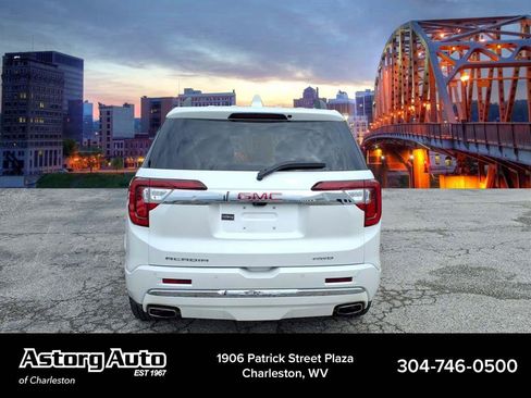 Used 2020 GMC Acadia Denali w/ Denali Ultimate Package AWD/4WD image 4