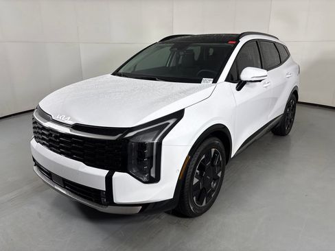 New 2026 Kia Sportage SX FWD image 4