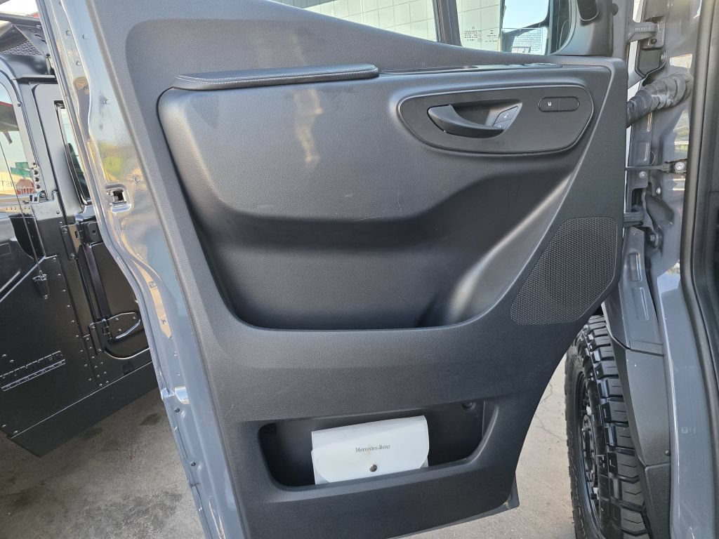 Used 2021 Mercedes-Benz Sprinter 2500 image 26