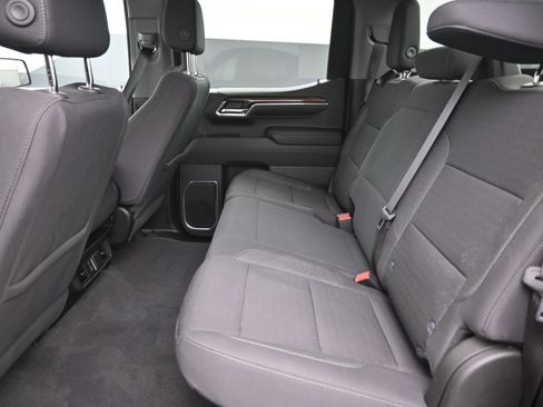 Used 2024 Chevrolet Silverado 1500 LT image 17