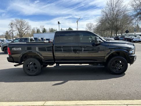 Used 2018 RAM 2500 Big Horn w/ Sport Appearance Group image 5