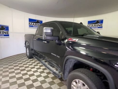 Used 2024 Chevrolet Silverado 2500 LTZ w/ LTZ Convenience Package AWD/4WD image 4