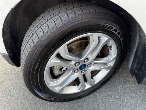 Used 2017 Ford Edge Titanium w/ Equipment Group 301A image 23