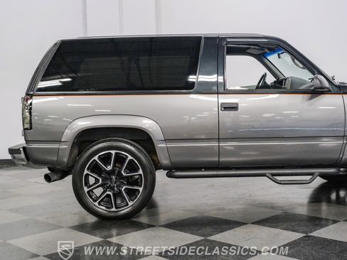 Used 1995 Chevrolet Tahoe 4WD 2-Door image 26