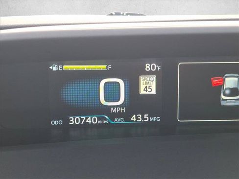 Certified 2022 Toyota Prius LE FWD image 10