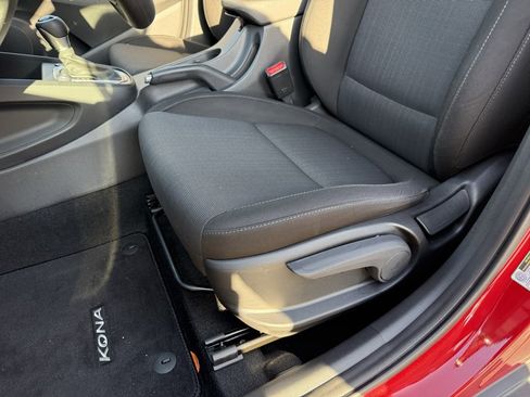 Used 2022 Hyundai Kona SEL image 26