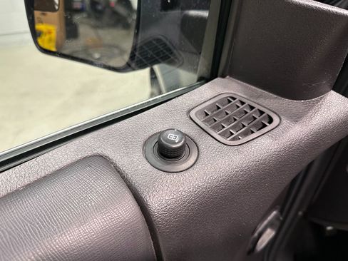 Used 2016 Ford Flex SEL image 25