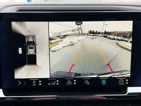 Certified 2024 Chevrolet Silverado 2500 ZR2 w/ Technology Package image 8