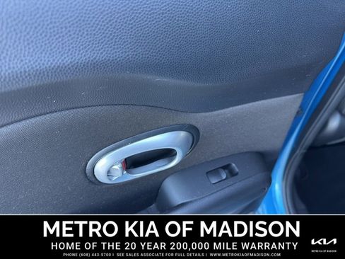 Used 2016 Kia Soul + w/ Designer's Package image 25