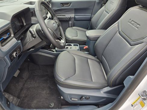 New 2025 Ford Maverick Lobo image 23