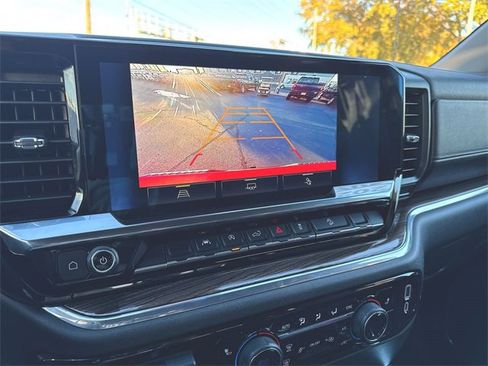 Certified 2024 Chevrolet Silverado 1500 LT Trail Boss w/ Convenience Package II image 15