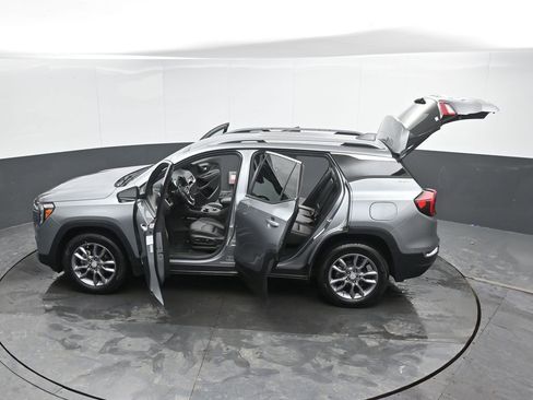Used 2024 GMC Terrain SLT image 55